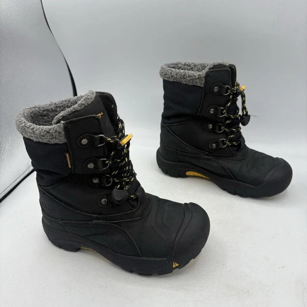 Keen Boots Boys Size 3 Warm Basin Black Winter Snow 200 Gram Lined